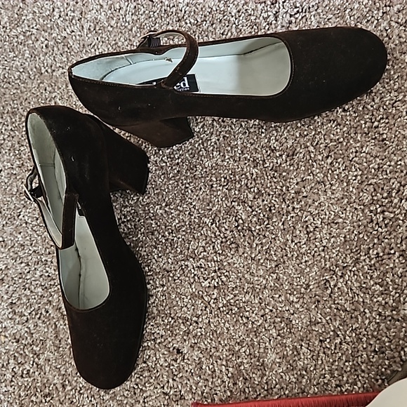 FINAL$ 10 Velvet Maryjane Block Heels Just Stored Not Worn - Picture 7 of 12
